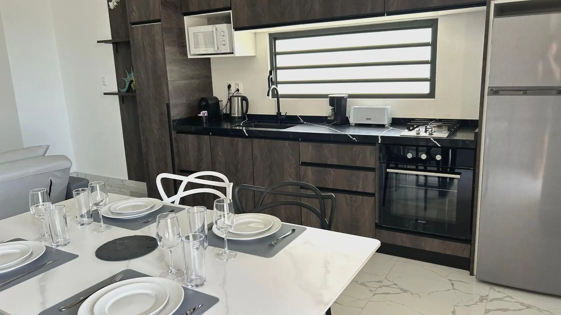 Condostmaarten By The Sea -Adults Only- Koolbaai