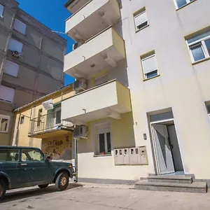 https://elis.hotelinzadar.com